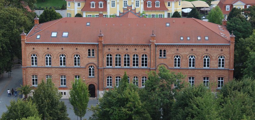 Bild: Die Heimst&auml;tte der jungen K&uuml;nstler: Das Salza-Gymnasium
