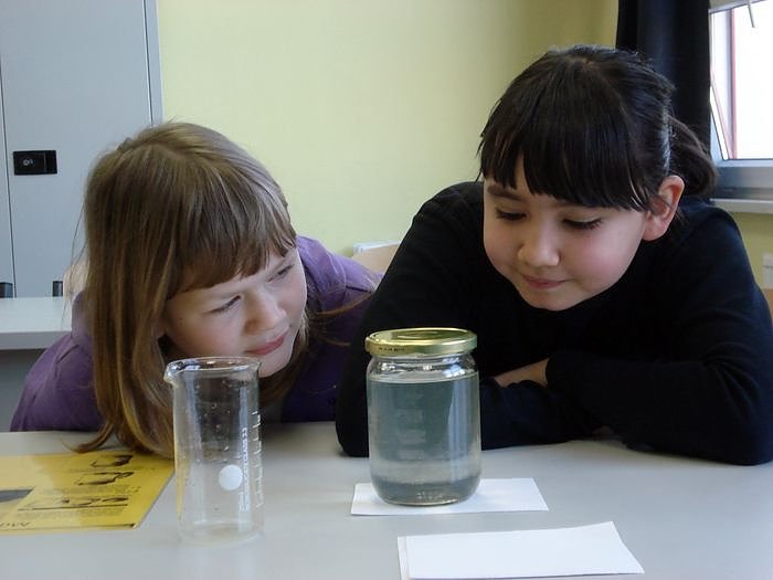 Bild: Neugierig in der Regelschule Nordhausen-Ost