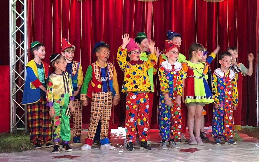 Bild: Zirkusprojekt an der Grundschule