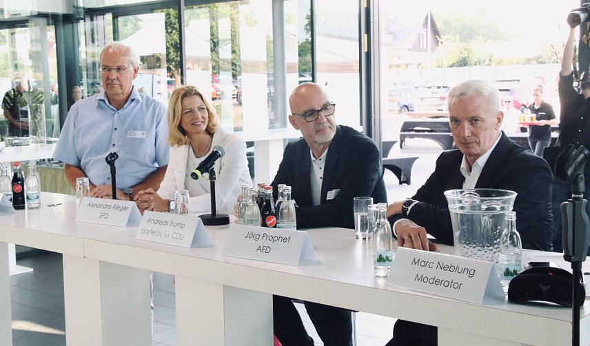 Bild: v.l. Stefan Marx, Alexandra Rieger, Andreas Trump und J&ouml;rg Prophet