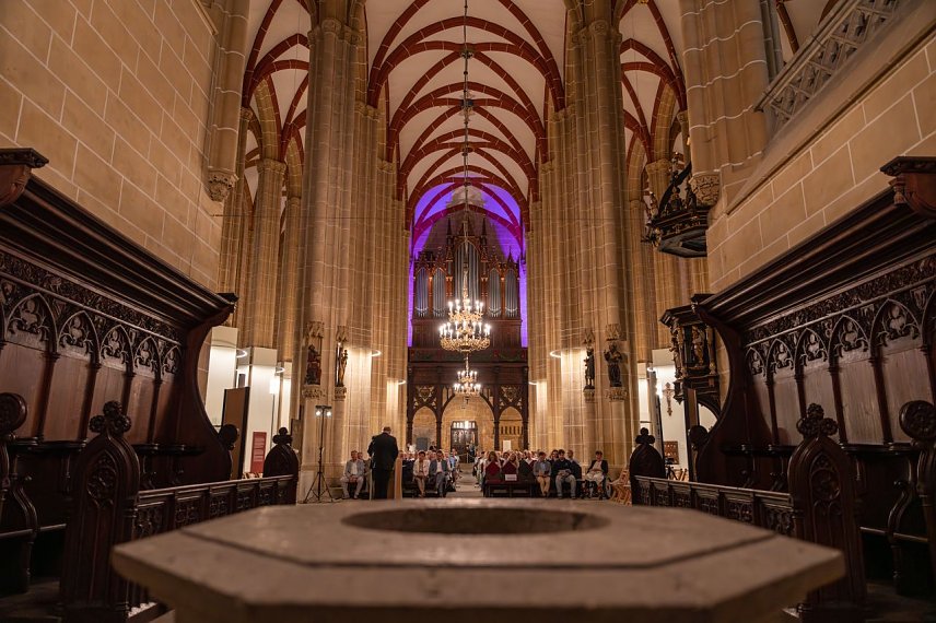 Bild: Die Sauerorgel in der M&uuml;hlh&auml;user Marienkirche wird am Freitag wieder erklingen