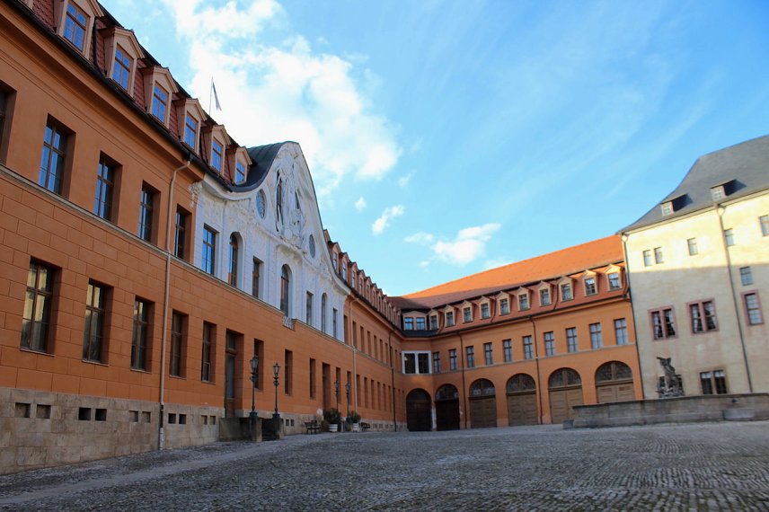 Bild: Schlosshof des Sondersh&auml;user Schlosses