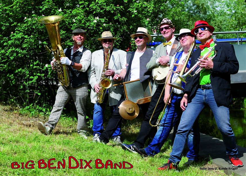 Bild: Mit Dixie-Sound wird das Picknick im Europa Rosarium begleitet