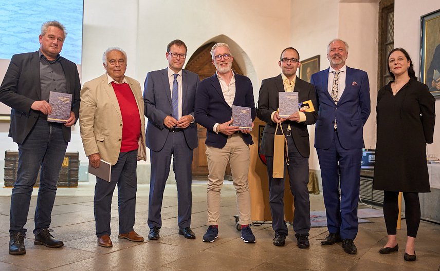 Bild: Vorstellung der Studie gestern Abend 