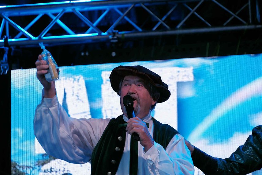 Bild: Manfred Spangenberg sagt seiner Rolle als Altstadt Manne Lebewohl