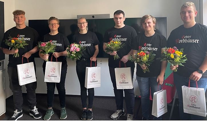 Bild: Sechs neue Auszubildende f&uuml;r Nordbrand Nordhausen