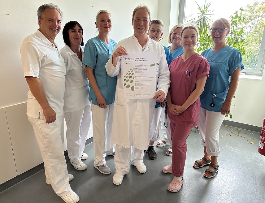 Bild: Team des Brustkrebszentrums am KMG Klinikum S&ouml;mmerda 