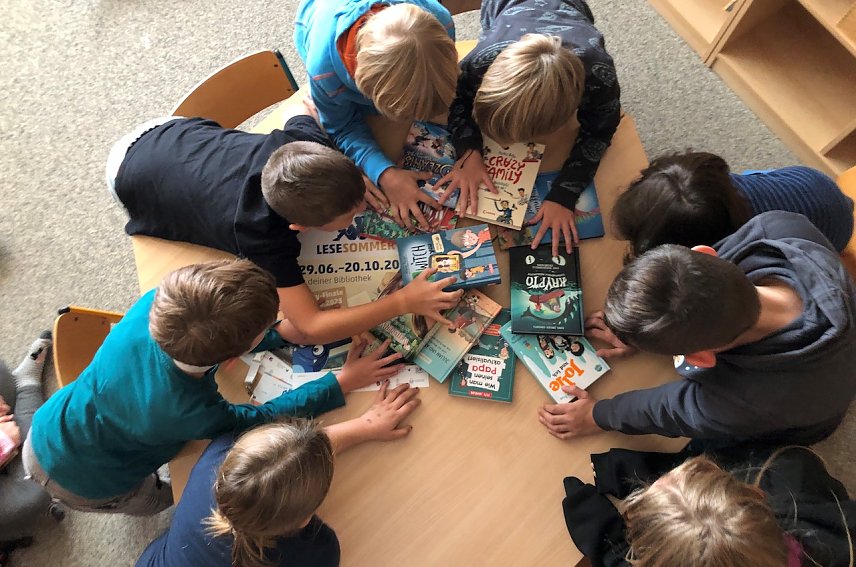 Bild: Foto vom Lesesommer im Evangelischen Schulzentrum