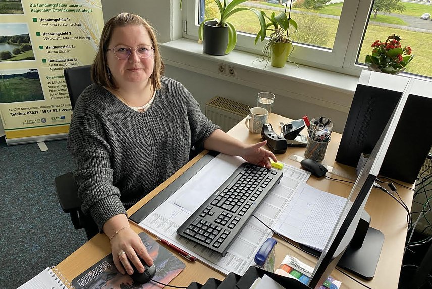 Bild: Dana Kober an ihrer neuen Arbeitsstelle