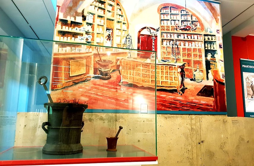 Bild: Ausstellungsendspurt in der Flohburg