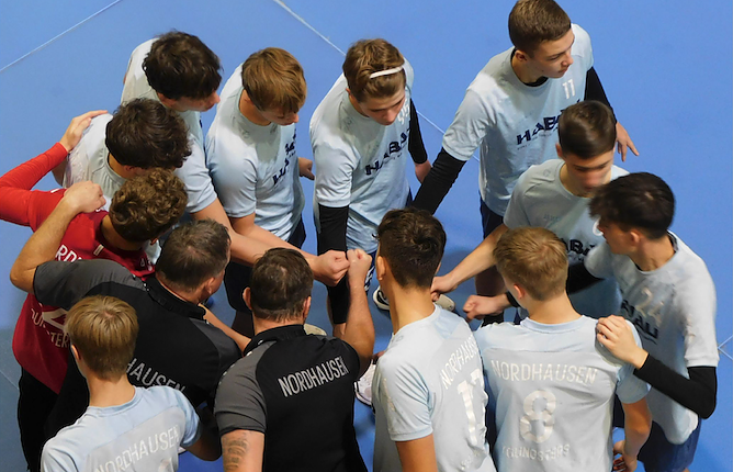 Bild: Hart gek&auml;mpft und einen Punk errungen - die B Jugend der Nordh&auml;user Handballer war in Dresden zu Gast