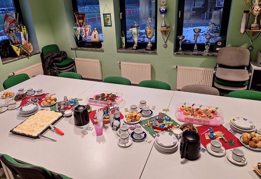 Bild: Weihnachtsfeiergedeck bei Wackers E-Junioren