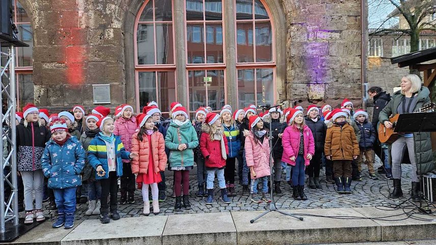 Bild: Der Schulchor der Albert-Kuntz-Grundschule