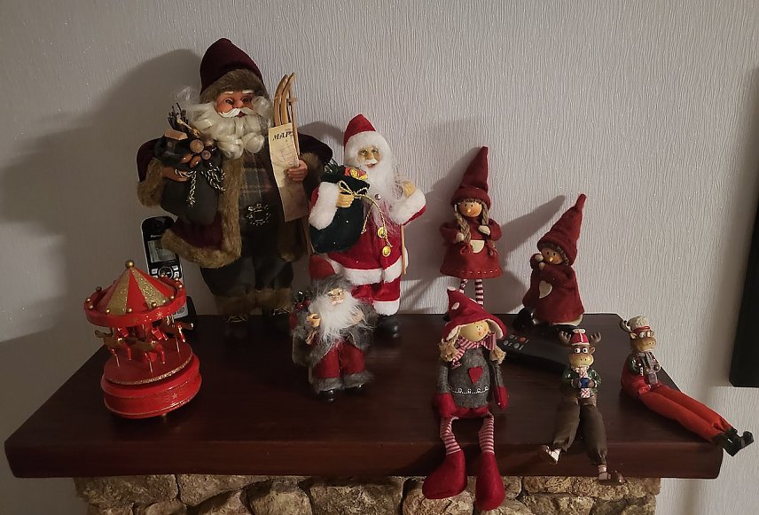 Bild: Die Farbe Rot geh&ouml;rt zu Weihnachten...