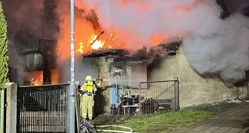 Bild: Gro&szlig;brand heute Morgen in Bebra