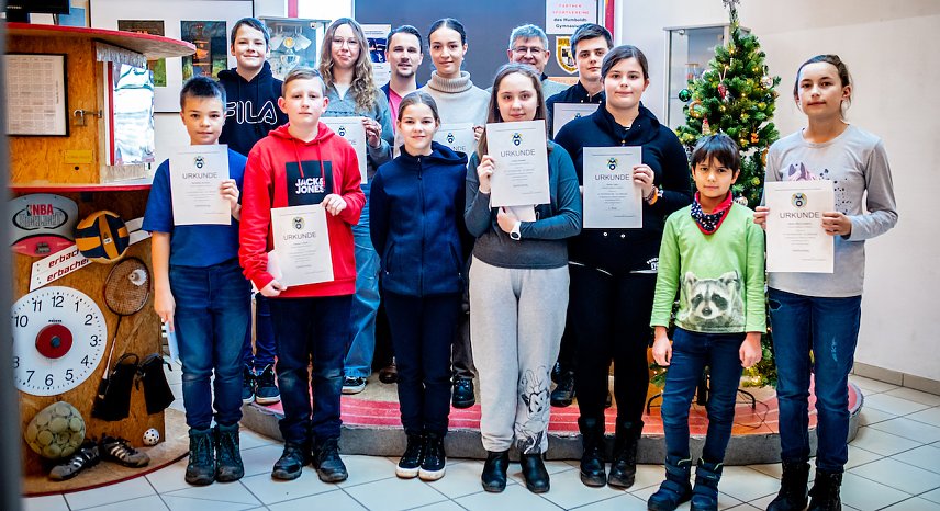 Bild: Stolze Sieger der Mathe-Olympiade im Humboldt-Gymnasium