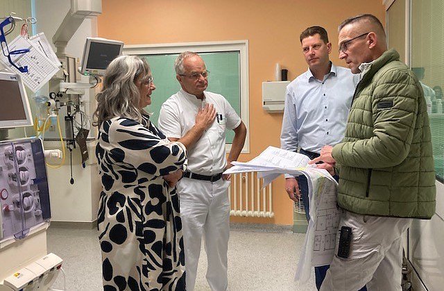 Bild: Ministerin Werner zu besichtigen im S&uuml;dharz Klinikum