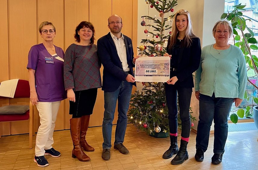Bild: v.l.n.r. Daniela Schneevoigt, Bianca Krumrey, Clemens Schlegelmilch,  Donata Vogtschmidt, Gudrun Knoch