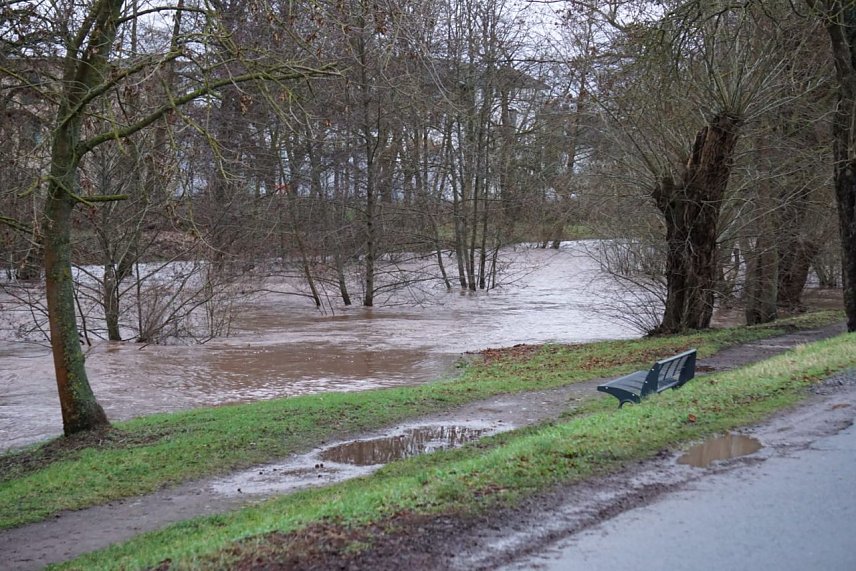 Bild: Hochwasser im Nordh&auml;user Stadtpark