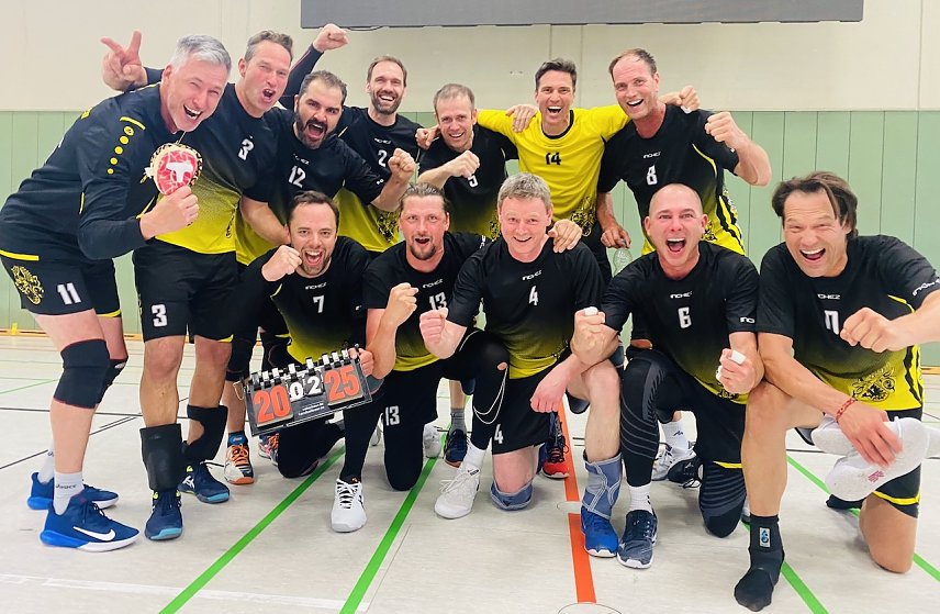 Bild: Die SVC-M&auml;nner (&Uuml;41) sind Deutscher Meister. Am Sonntag erwartet sie eine besondere Herausforderung. 