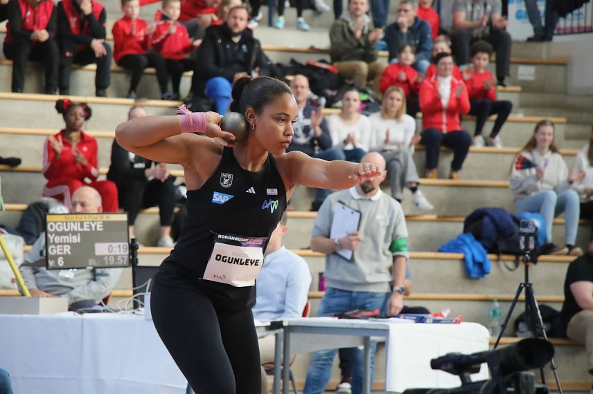 Bild: Yemisi Ogunleye knackte den Hallenrekord aus 2003 und siegte bei den Damen