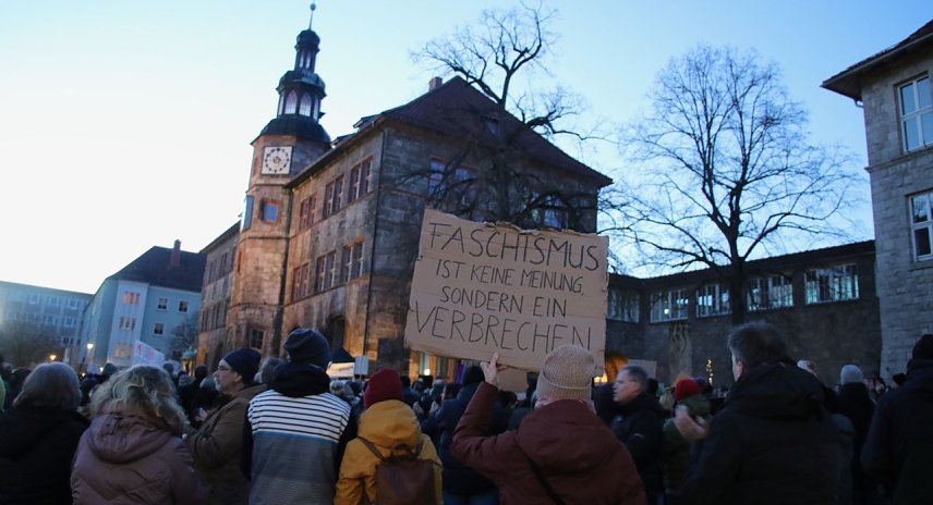 Bild: Demonstrationszug durch die Nordh&auml;user Innenstadt
