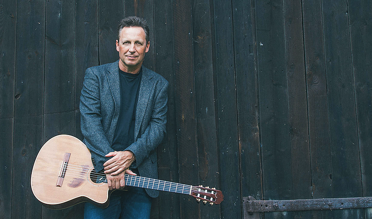 Bild: TEPHAN BORMANN - TRAVELER ON GUITAR mit neuem Album Spaces