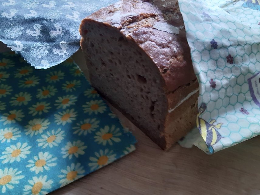 Bild: Brotpapier aus Bienenwachs