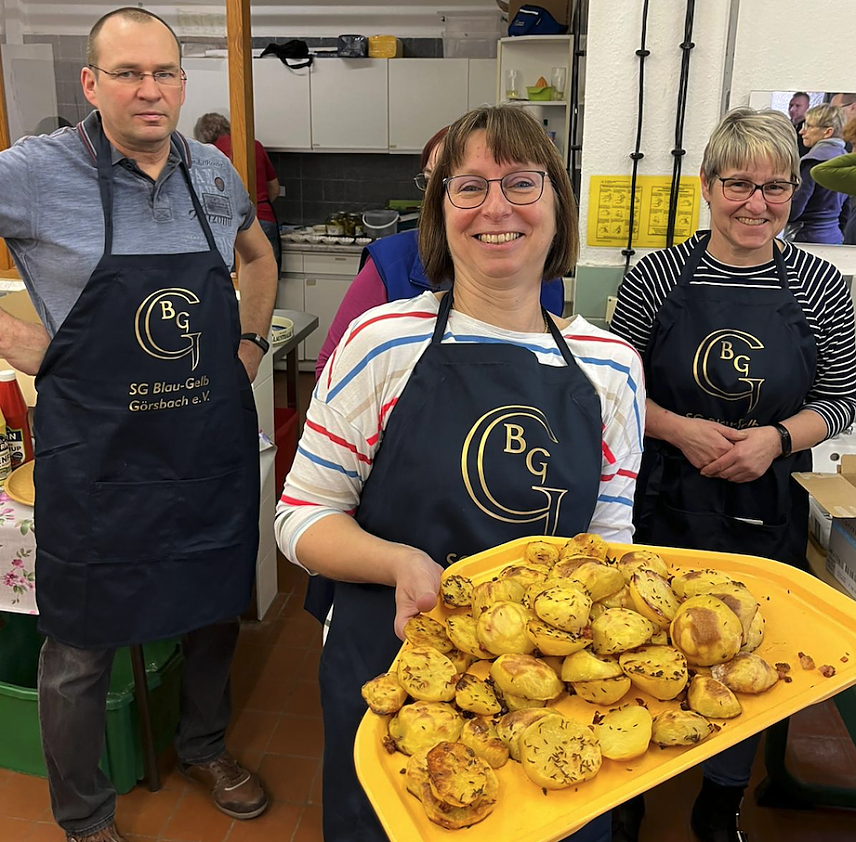 Bild: 30. Kartoffelscheibenessen in G&ouml;rsbach