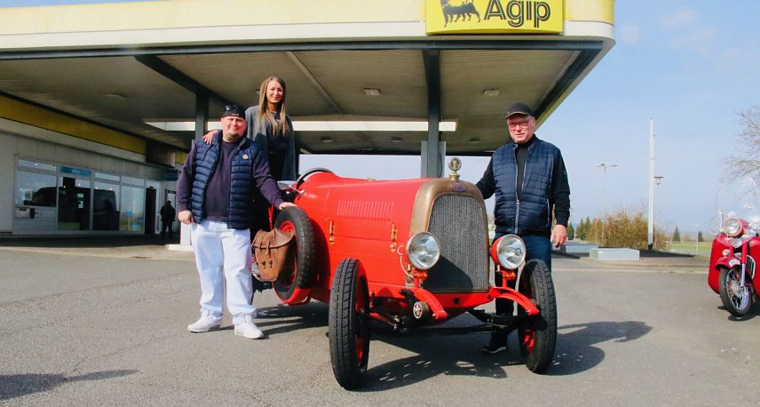 Bild: Wollen das H&uuml;nstein-Treffen zwischen Nohra und Wolkramshausen wiederbeleben: (v.l.) Phillip Gerlach, Luzie Lorenz und Lutz Pfeil