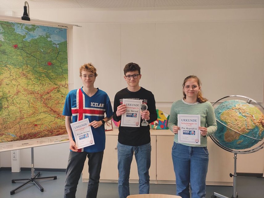 Bild: Wer wei&szlig; wo's ist? - ganz sicher die Geographieexperten des Schillergymnasiums