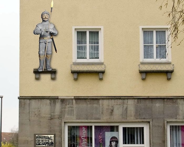 Bild: Der Riese an der Wand