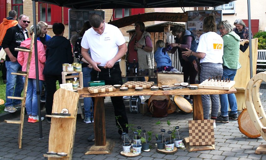 Bild: Handwerkermarkt in Auleben