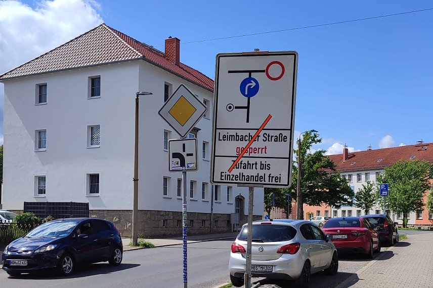 Bild: Ein Schild zum staunen
