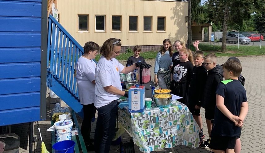 Bild: Kinderfest in der Grundschule Sollstedt