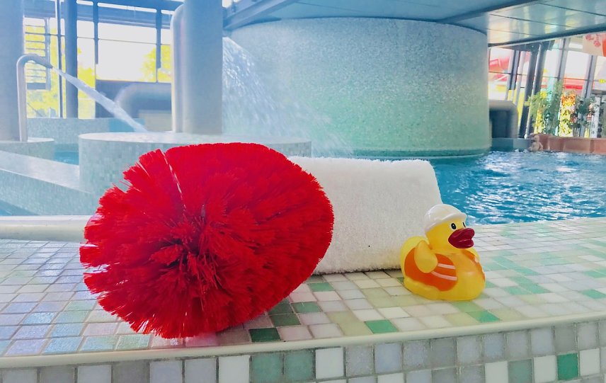 Bild: Sommerpause im Badehaus