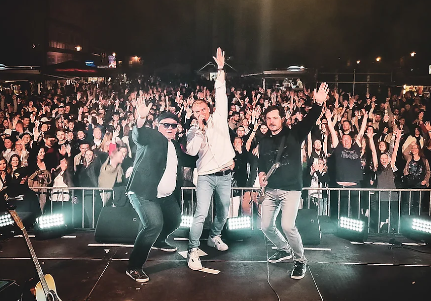 Bild: Die Band Hello Grand