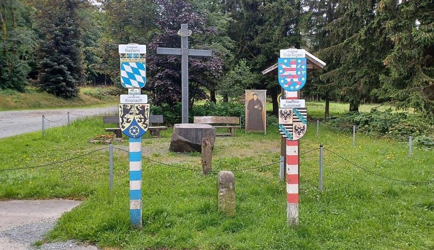 Bild: Innerdeutsche Grenze heute zwischen Bayern und Th&uuml;ringen