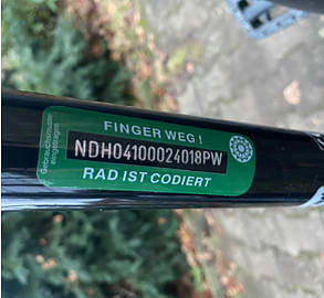 Bild: Der Rahmen enth&auml;lt eine Codierung