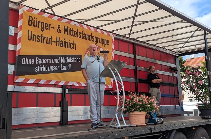 Bild: Peter Hahne sprach am Sonntag auf den Blobach in M&uuml;hlhausen