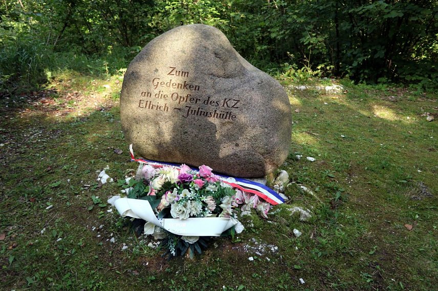 Bild: Gedenkstein in Ellrich