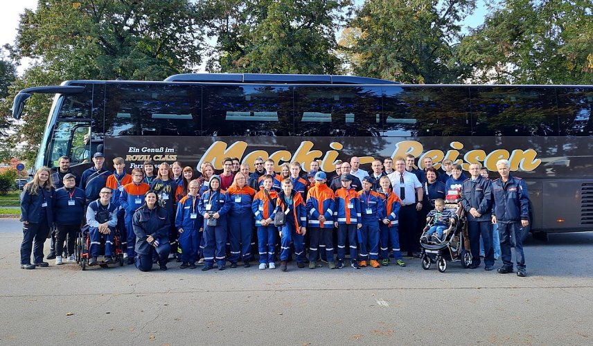 Bild: Junge Floriansj&uuml;nger besuchten Messe in Dresden