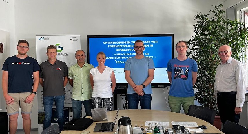Bild: Projekttreffen am Th&uuml;ringer Innovationszentrum f&uuml;r Wertstoffe (ThIWert) in Nordhausen 