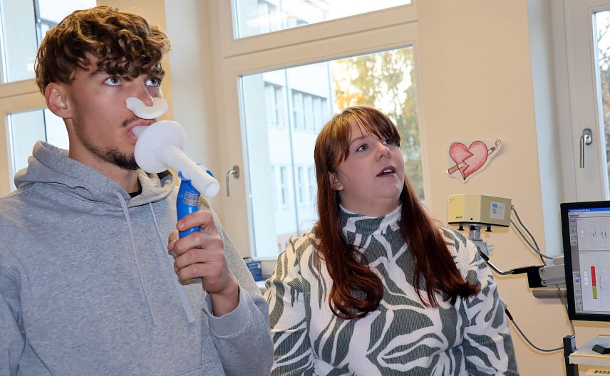 Bild: Gesundheitstag am Staatlichen Berufsschulzentrum