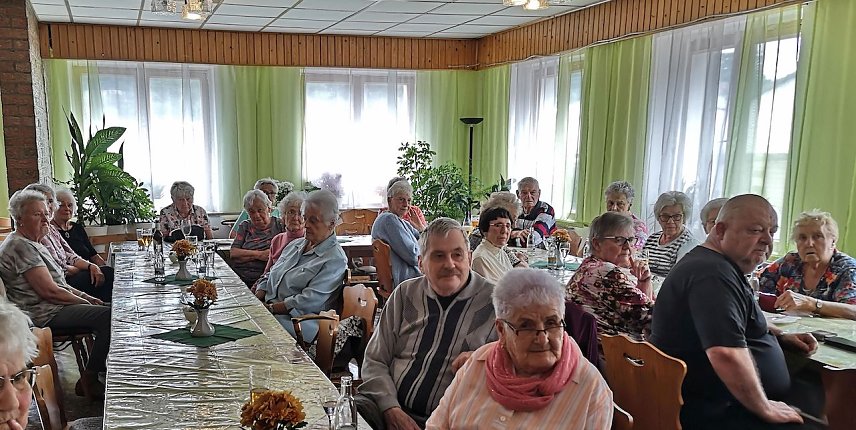Bild: neu gegr&uuml;ndete Seniorengruppe WB4, ehemals Volkssolidarit&auml;t, in Sondershausen
