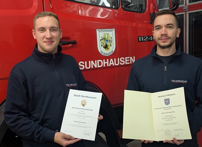 Bild: Ausbildung und Auszeichnung in der Feuerwehr Sundhausen