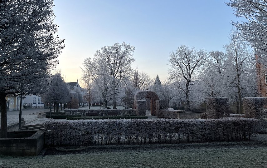 Bild: &Uuml;berzuckerter Schlosspark in Bad Langensalza