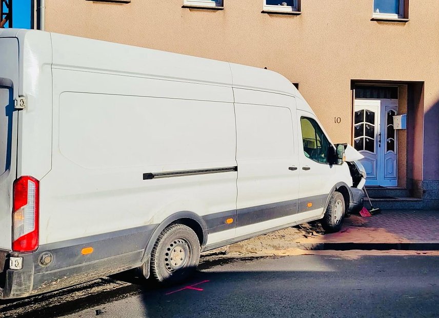 Bild: Verkehrsunfall in Greu&szlig;en
