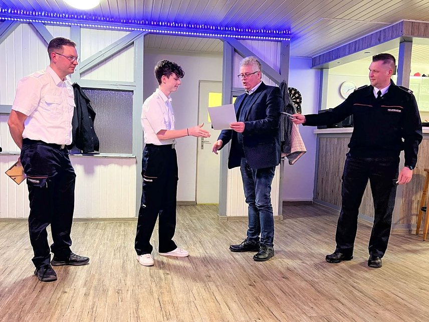 Bild: Jahreshauptversammlung der Feuerwehr in Hesserode
