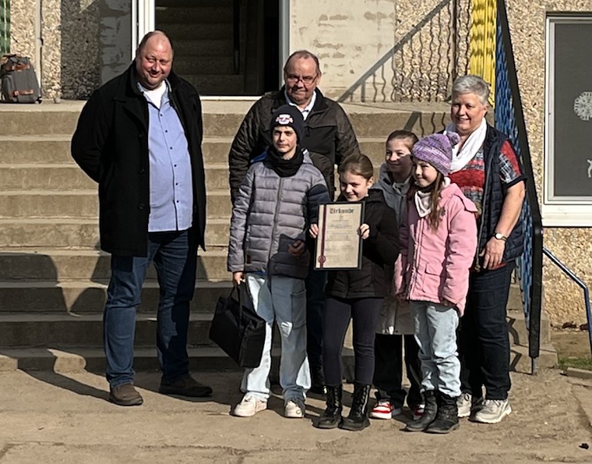 Bild: Grundschule Hohenebra erzielte bestes Ergebnis im Landkreis bei Elektroaltger&auml;tesammlung